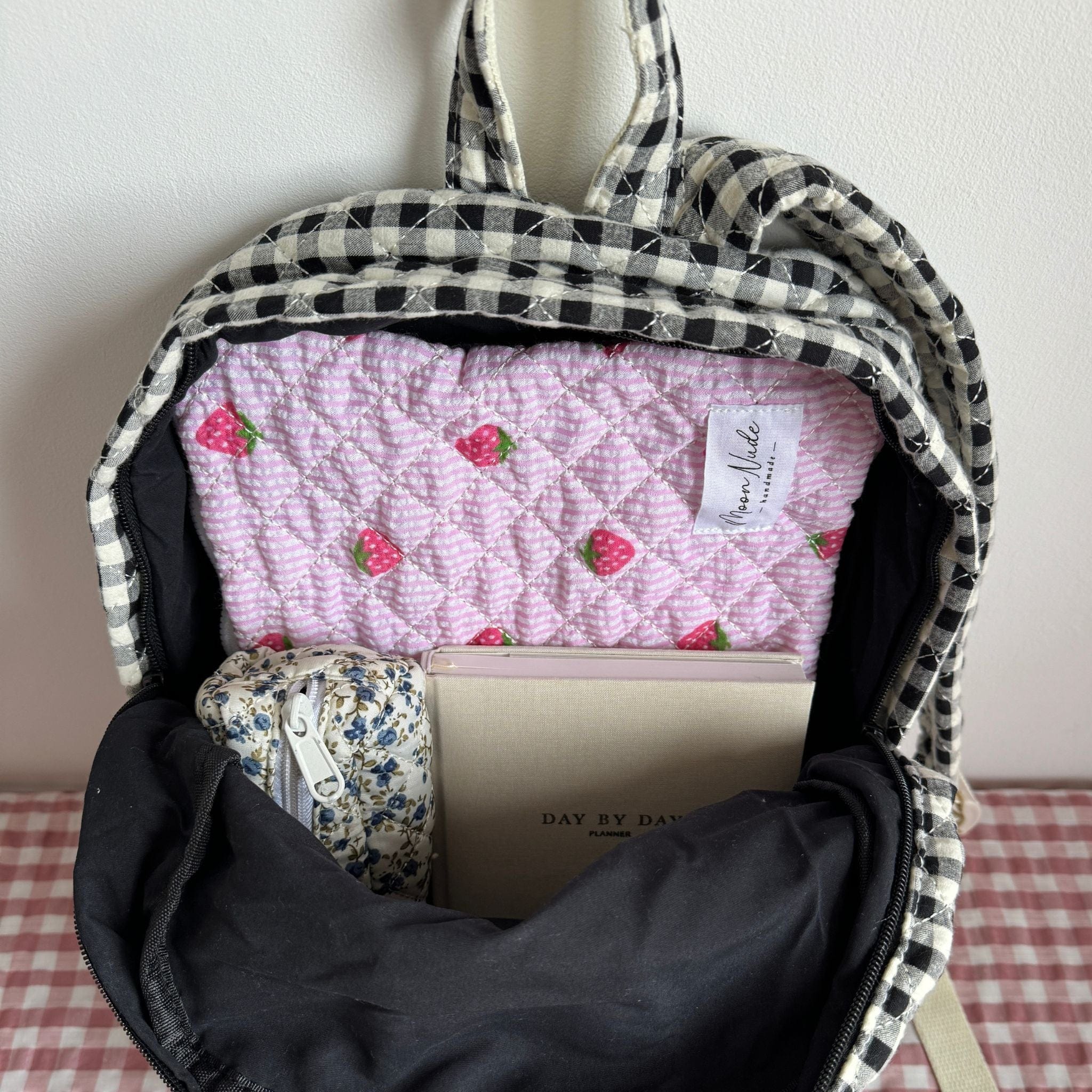 Classic Backpack - Image 4