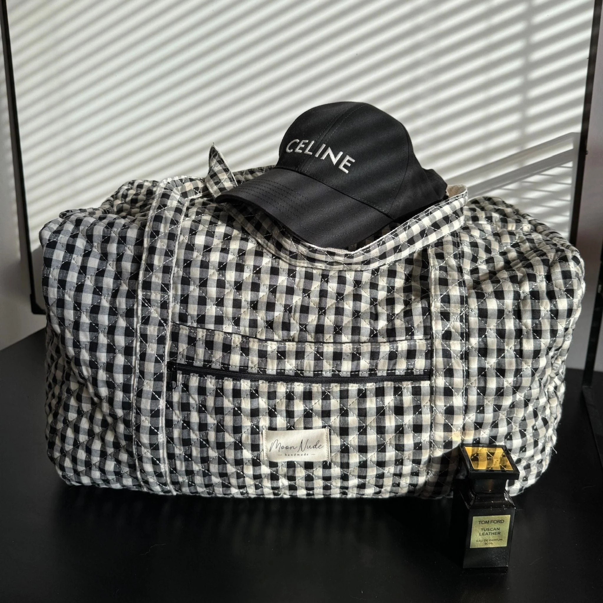 Classic Large Duffel Bag - Image 3