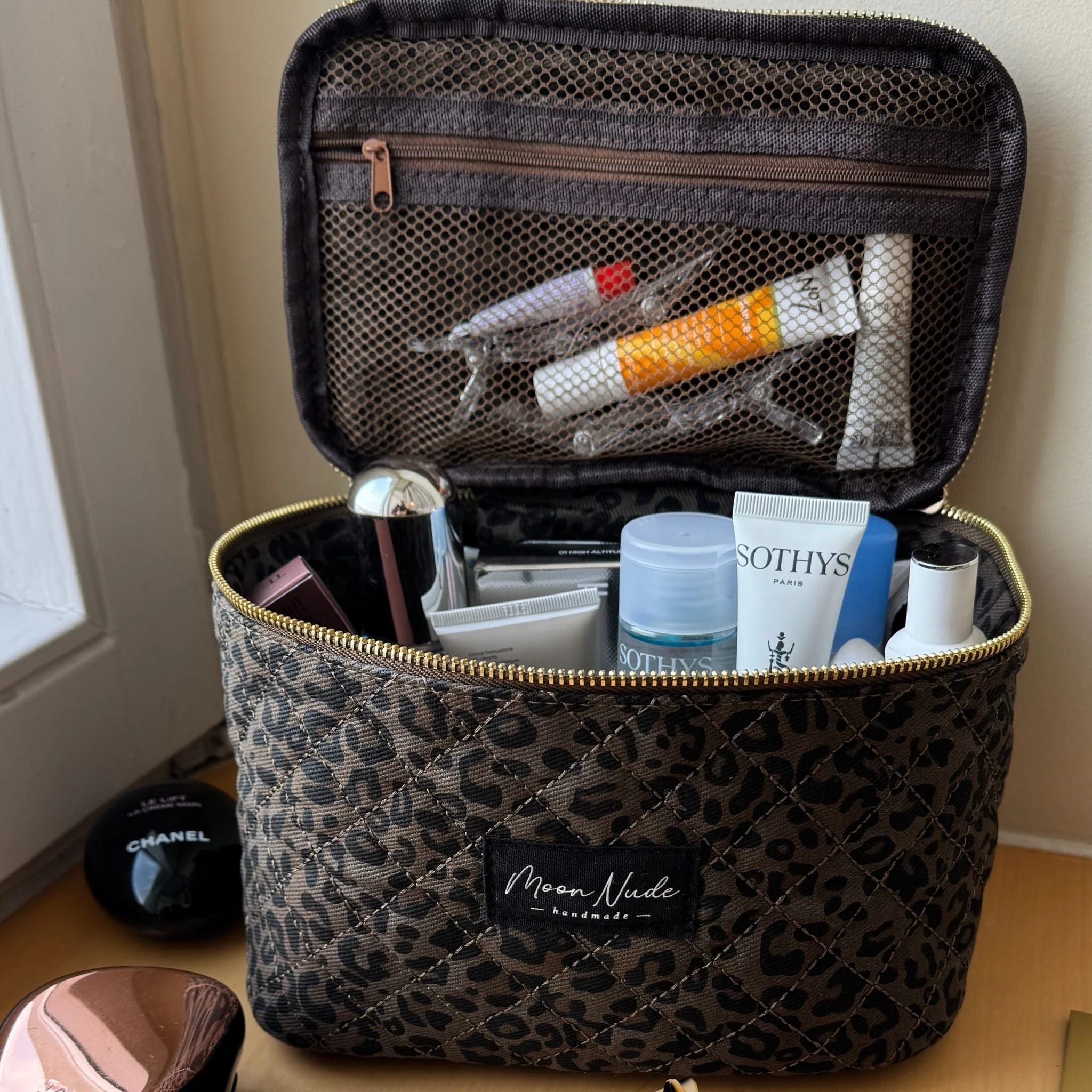 Savanna Vanity Bag - Image 3