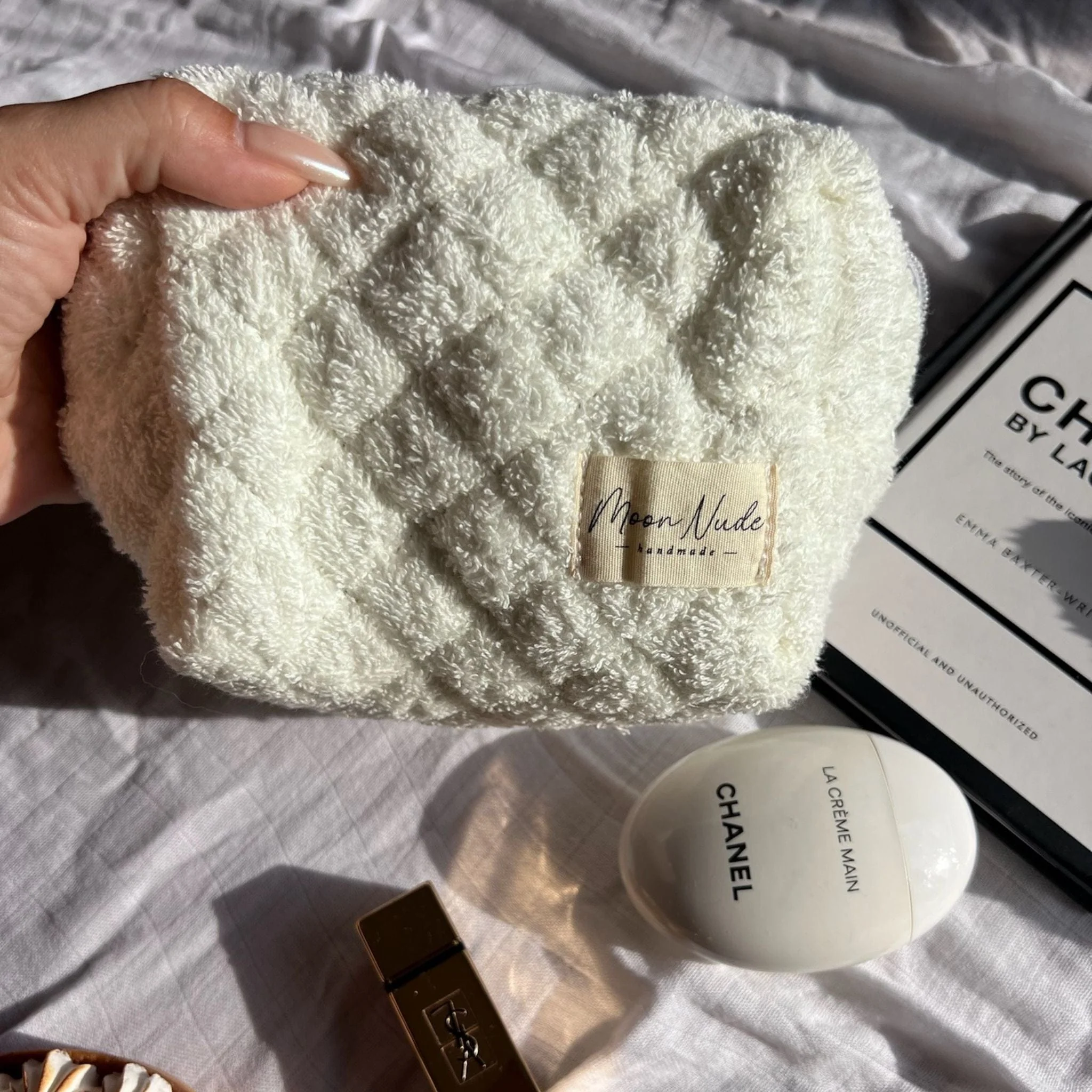 Snow Mini Makeup Bag - Image 3